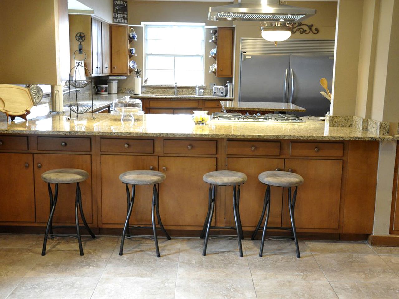 Spacious Waterfront Villa Rental for Weekend Getaways near Dallas, Texas