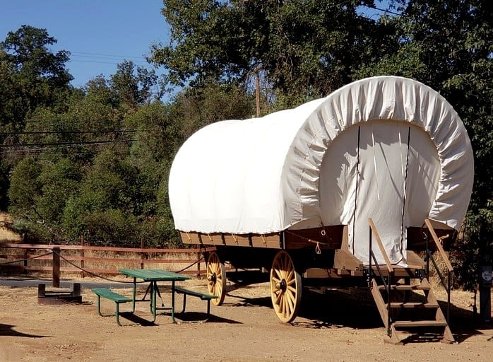 Six-Person Conestoga Wagons for Glamping Getaway near Yosemite National Park, California | Caravans (Groveland, California, United States of America)