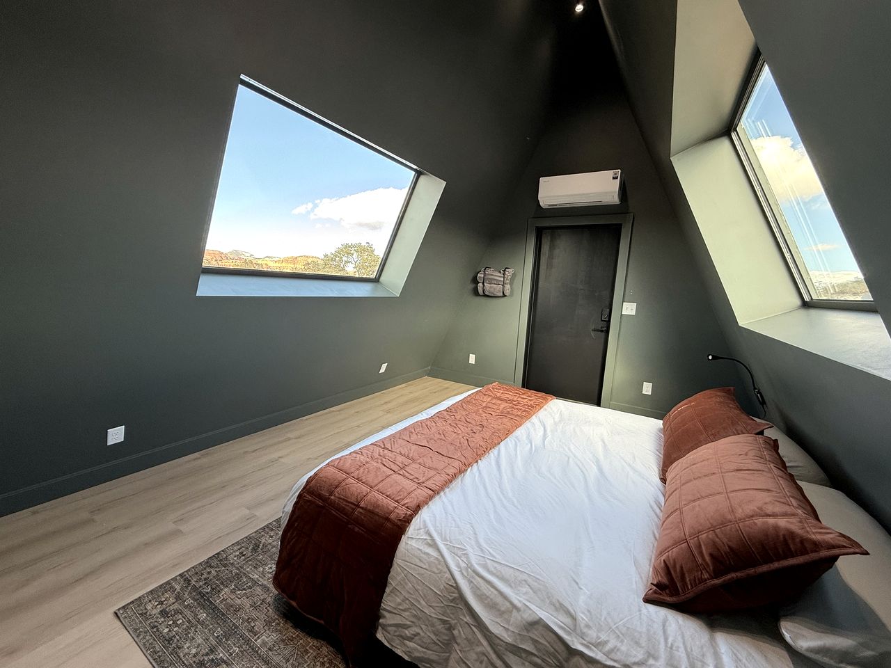Gorgeous A-Frame Cabin for a Unique Pet-Friendly Getaway in Teasdale, Utah