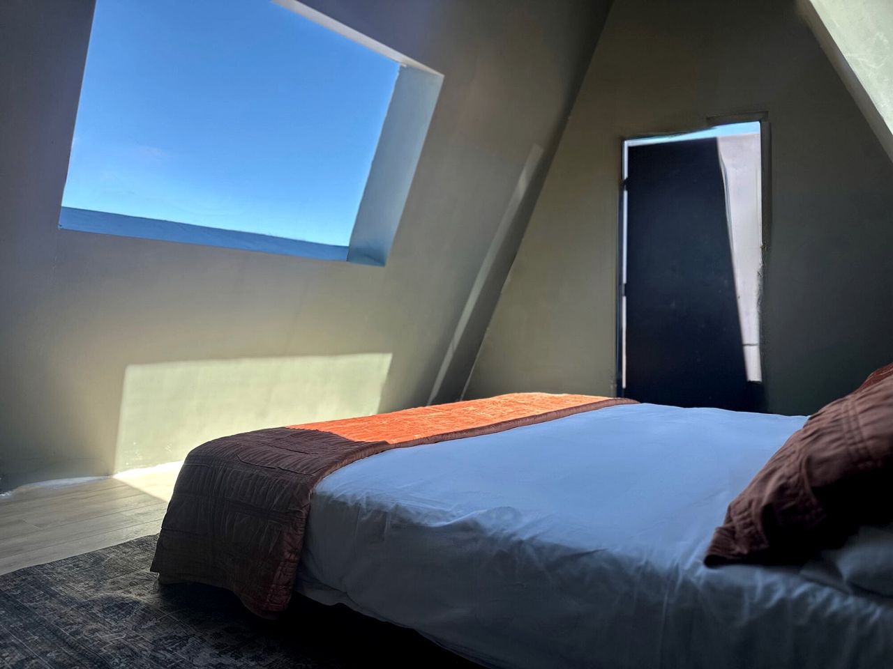 Stargazing A-Frame Cabin for an Amazing Escape with Your Pet Between Boulder and Thousand Lake Mountains, Utah