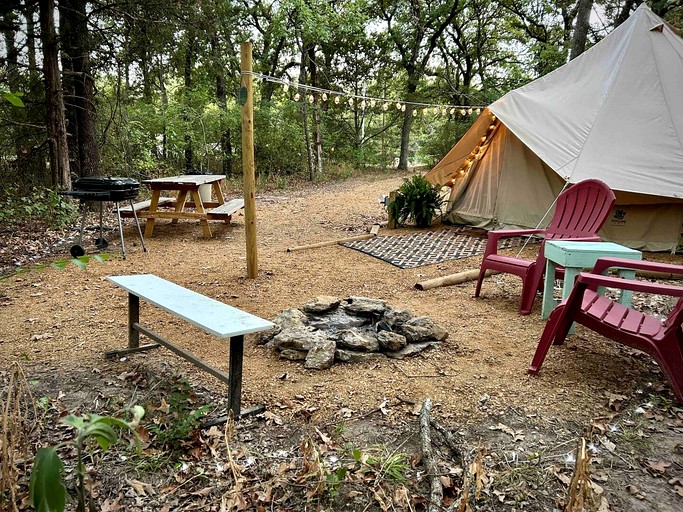 The Lucky One | Bell Tents (Tishomingo, Oklahoma, United States of America)