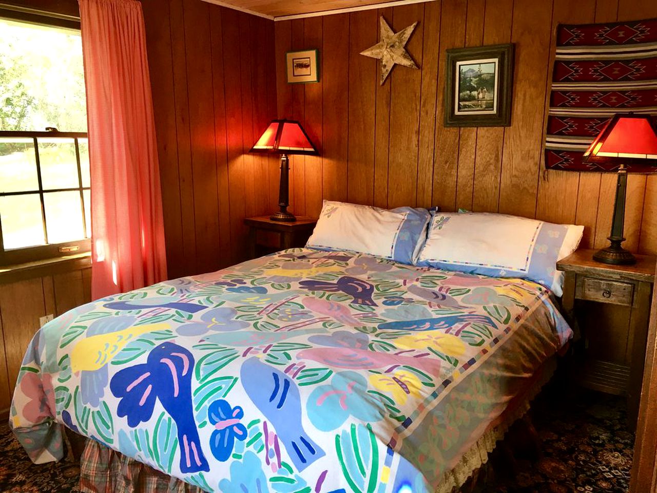 Cozy River Staycation with Wi-Fi near Milwaukee, Wisconsin