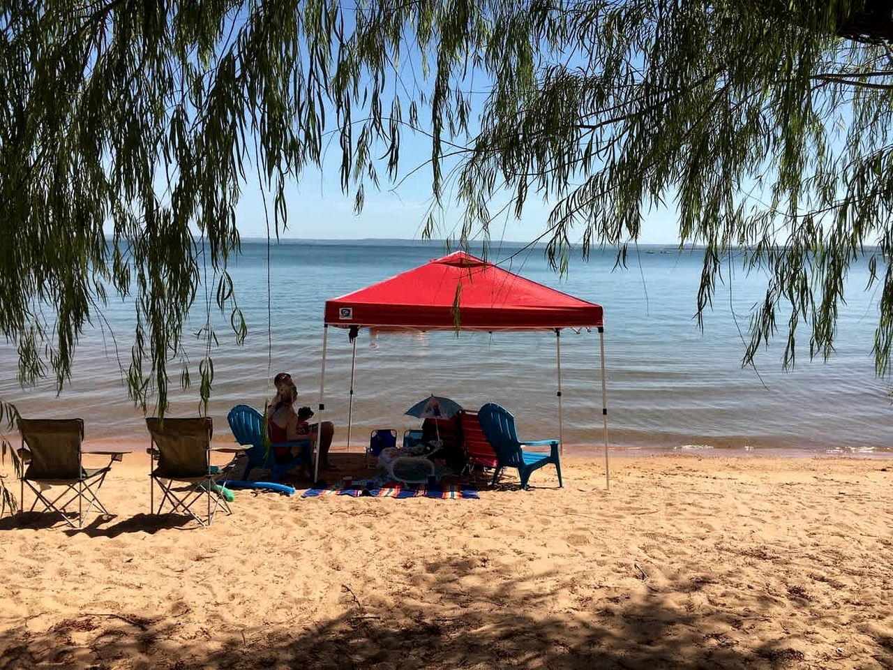 Spacious Lakefront Home with Beach Access and Sports Courts for Fun-Filled stays in Buchanan Dam, Texas