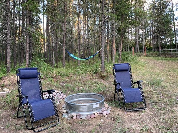 Safari Tents (Coram, Montana, United States)