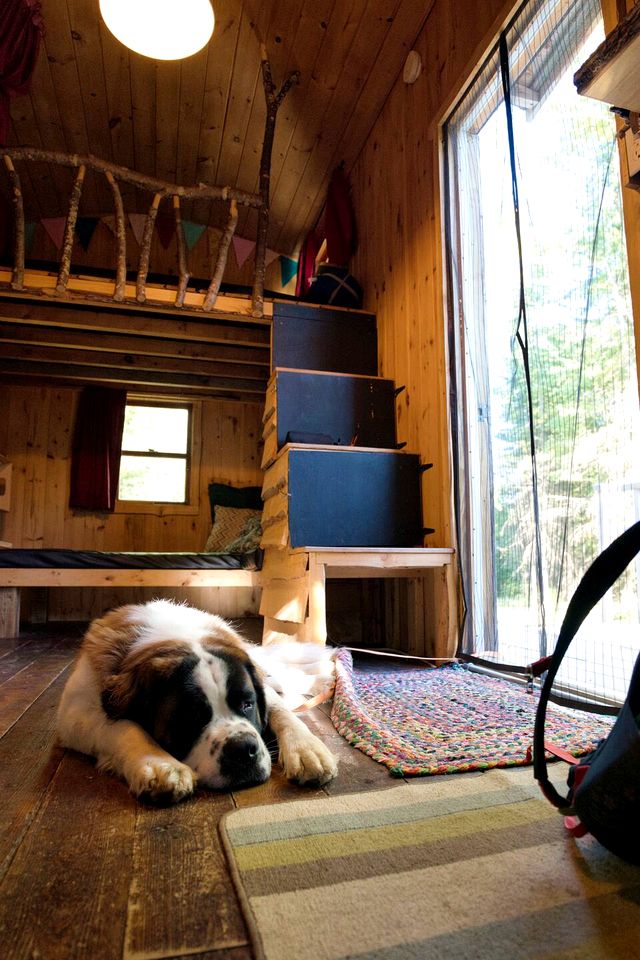 Cute Tiny House Glamping Destination in Quebec, Canada