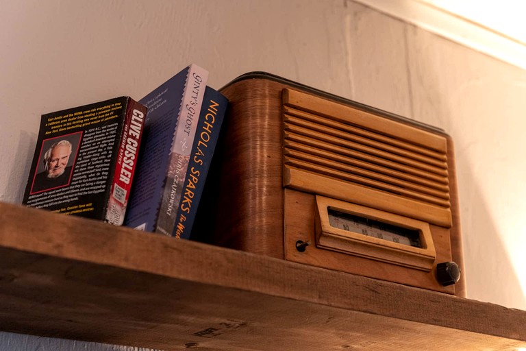 Meadow Suites | Vacation Rentals (Wells, British Columbia, Canada)