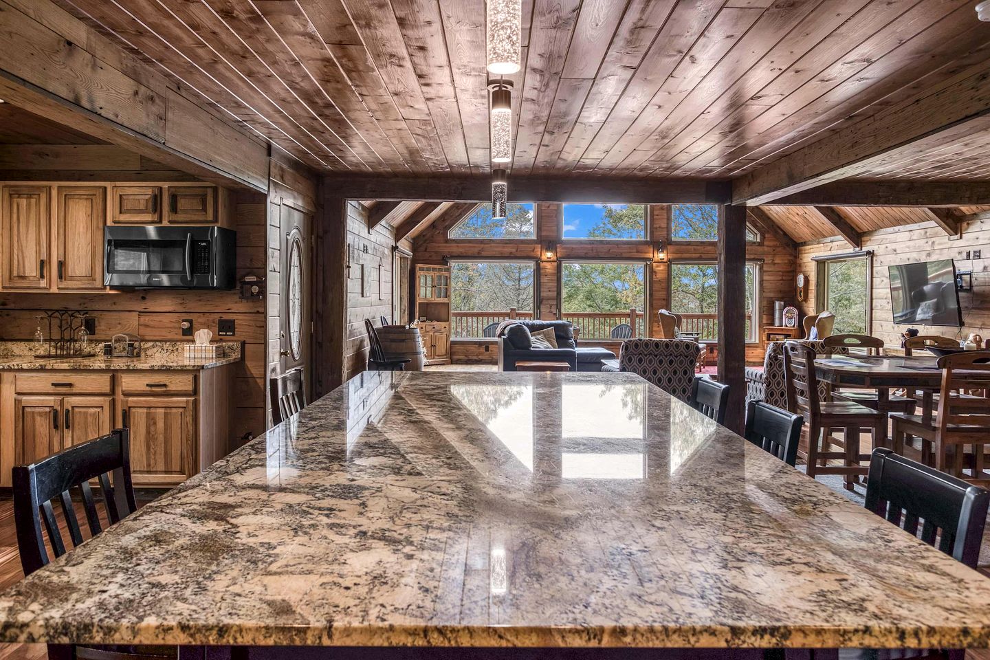 Luxury Lakeside Mountain Escape with Wraparound Deck Near Terra Alta, West Virginia