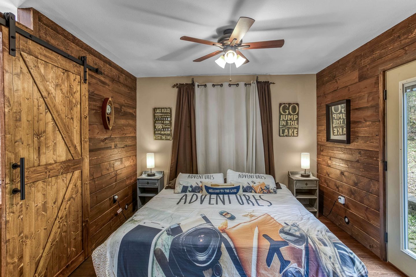 Luxury Lakeside Mountain Escape with Wraparound Deck Near Terra Alta, West Virginia