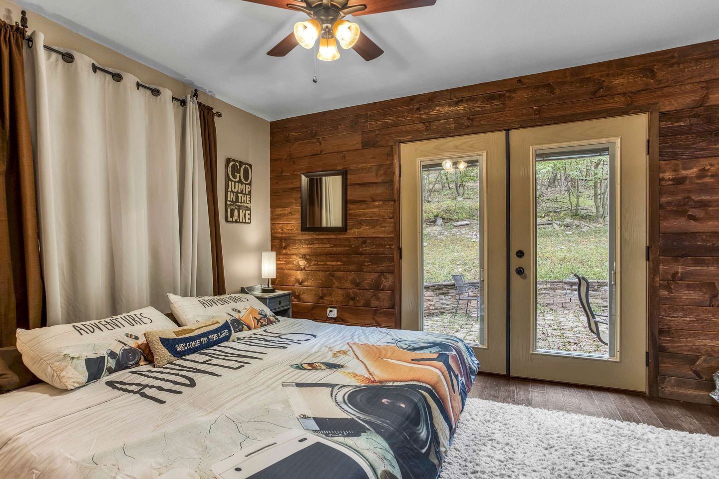 Luxury Lakeside Mountain Escape with Wraparound Deck Near Terra Alta, West Virginia