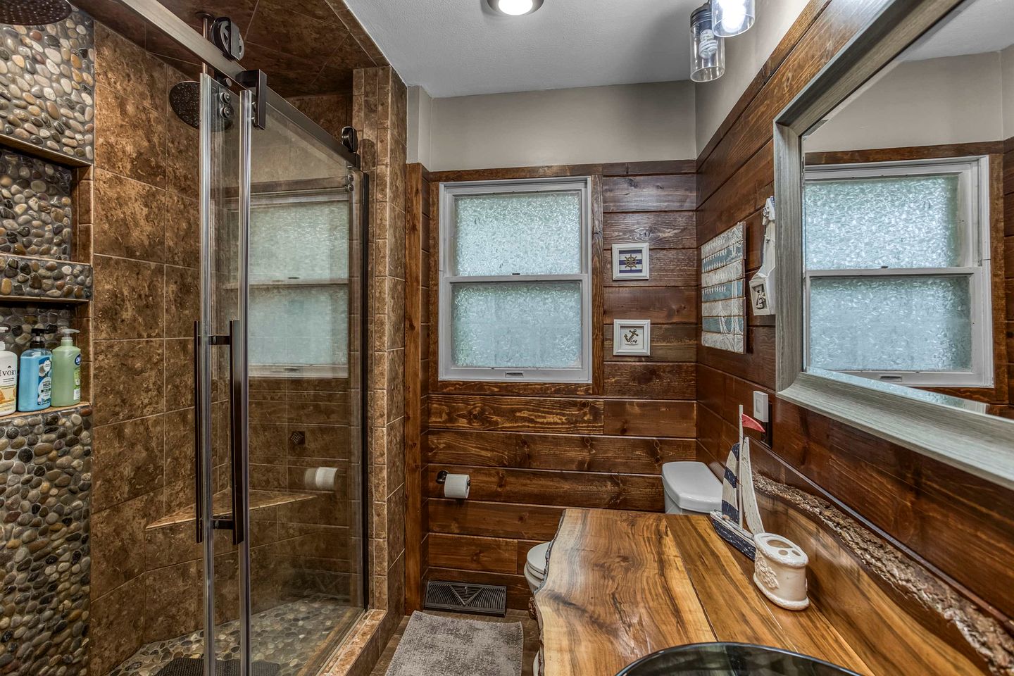 Luxury Lakeside Mountain Escape with Wraparound Deck Near Terra Alta, West Virginia