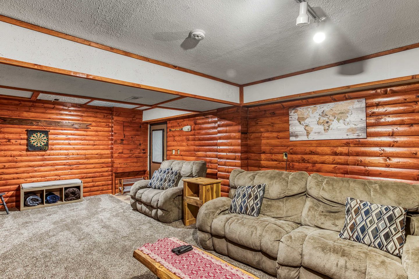 Luxury Lakeside Mountain Escape with Wraparound Deck Near Terra Alta, West Virginia