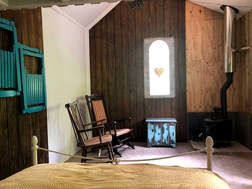 Lovely Cabin Rental for a Weekend Getaway in Devon - Photo 3