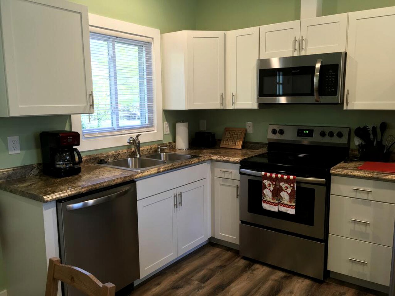 Idyllic Cottage Rental in Waynesville Perfect for a Great Smoky Mountains Getaway