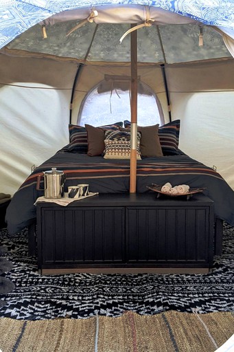 Bell Tents (El Dorado, California, United States of America)