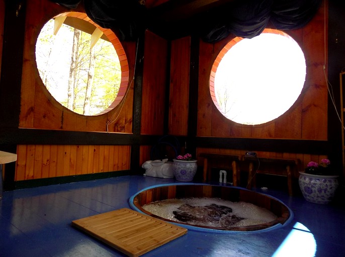 Beautiful Glamping Tent in the Adirondacks | Tented Cabins (North River, New York, United States of America)