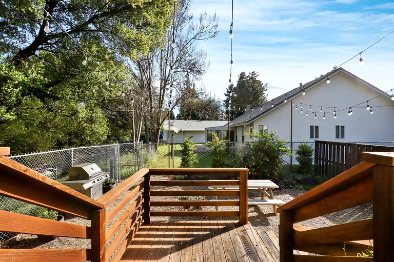 Cottage rental for a vacation in California