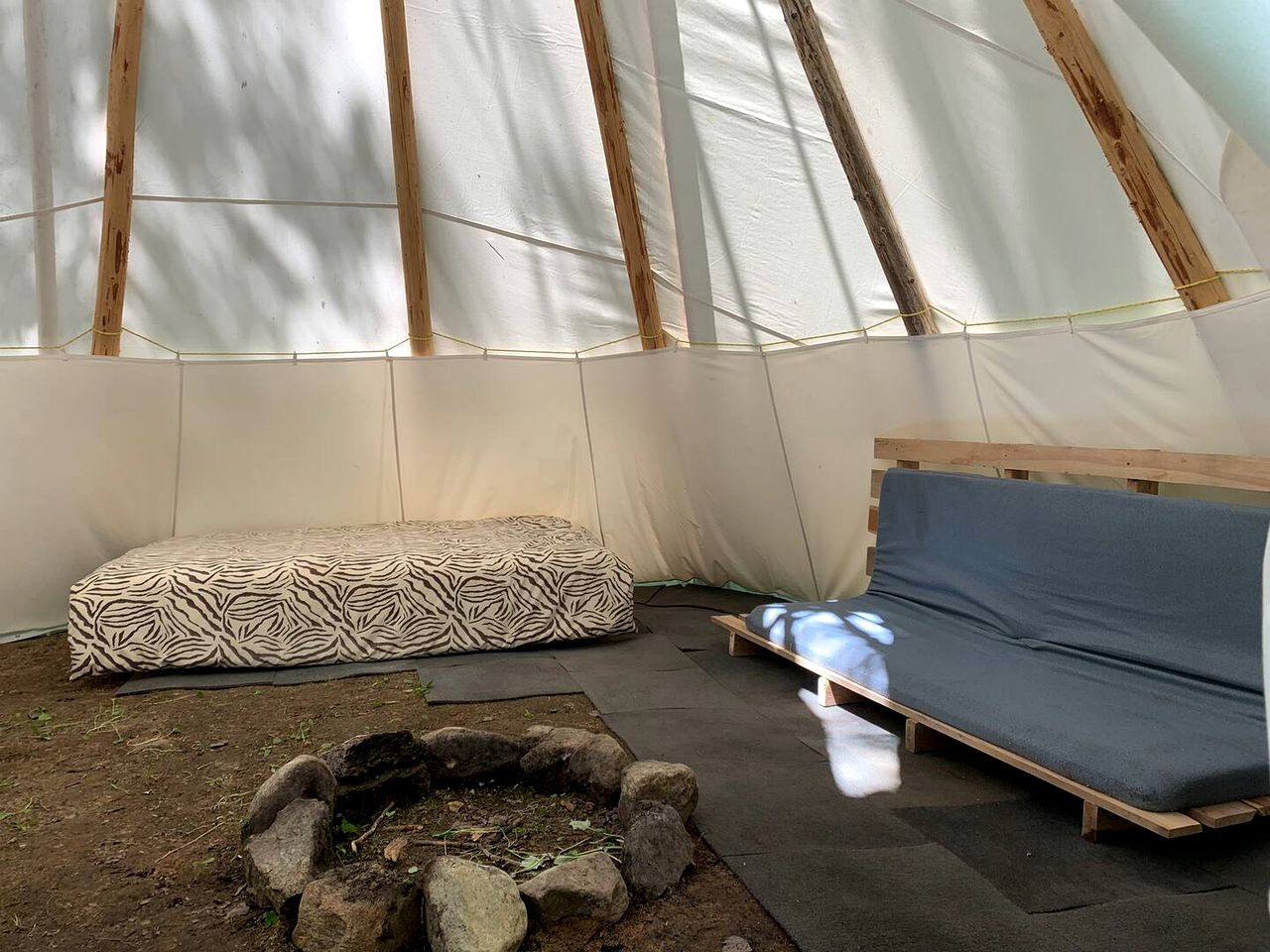 Tranquil Tipi Rental for a Relaxing Getaway in Quebec