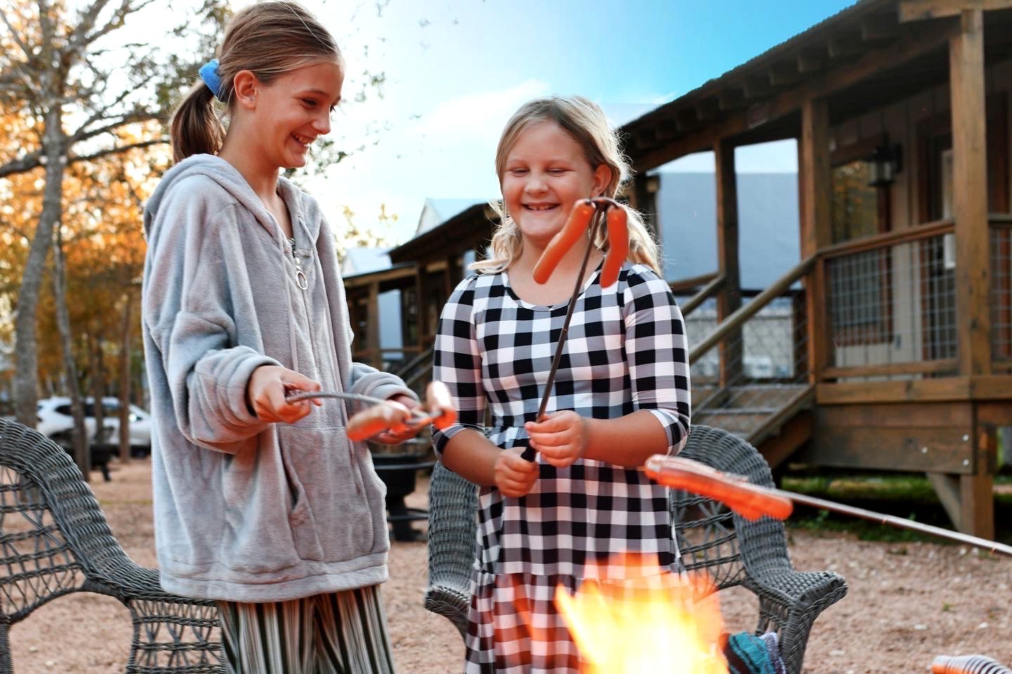 Alluring Tented Cabin on Geronimo Creek - Perfect Glamping Vacation Destination in Seguin, Texas