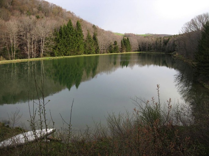 Log Cabins (Fairhope, Pennsylvania, United States)