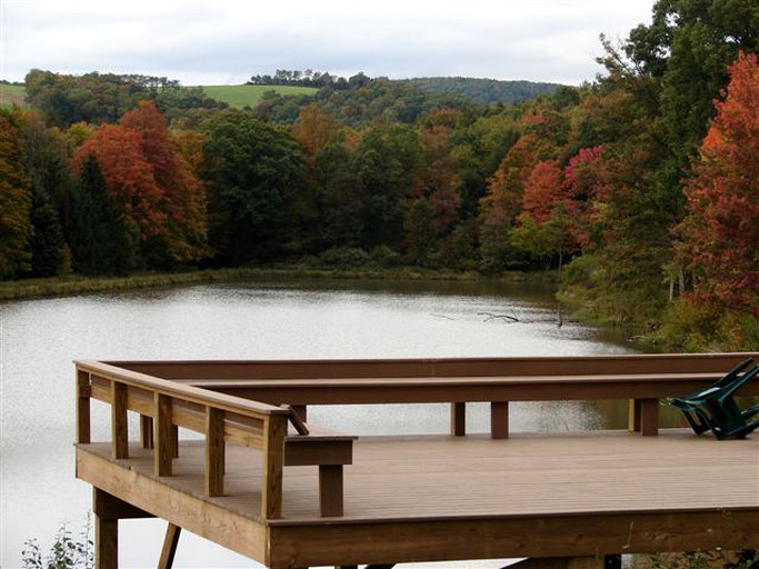 Log Cabins (Fairhope, Pennsylvania, United States)