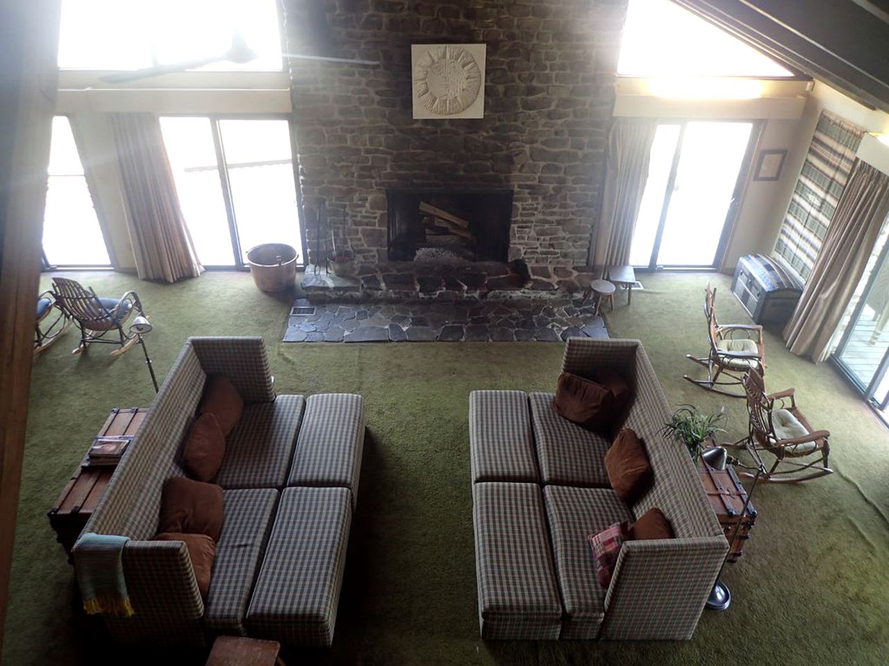 Large and Spacious Lakeside Cabin with Mountain Views in Fairhope, Pennsylvania