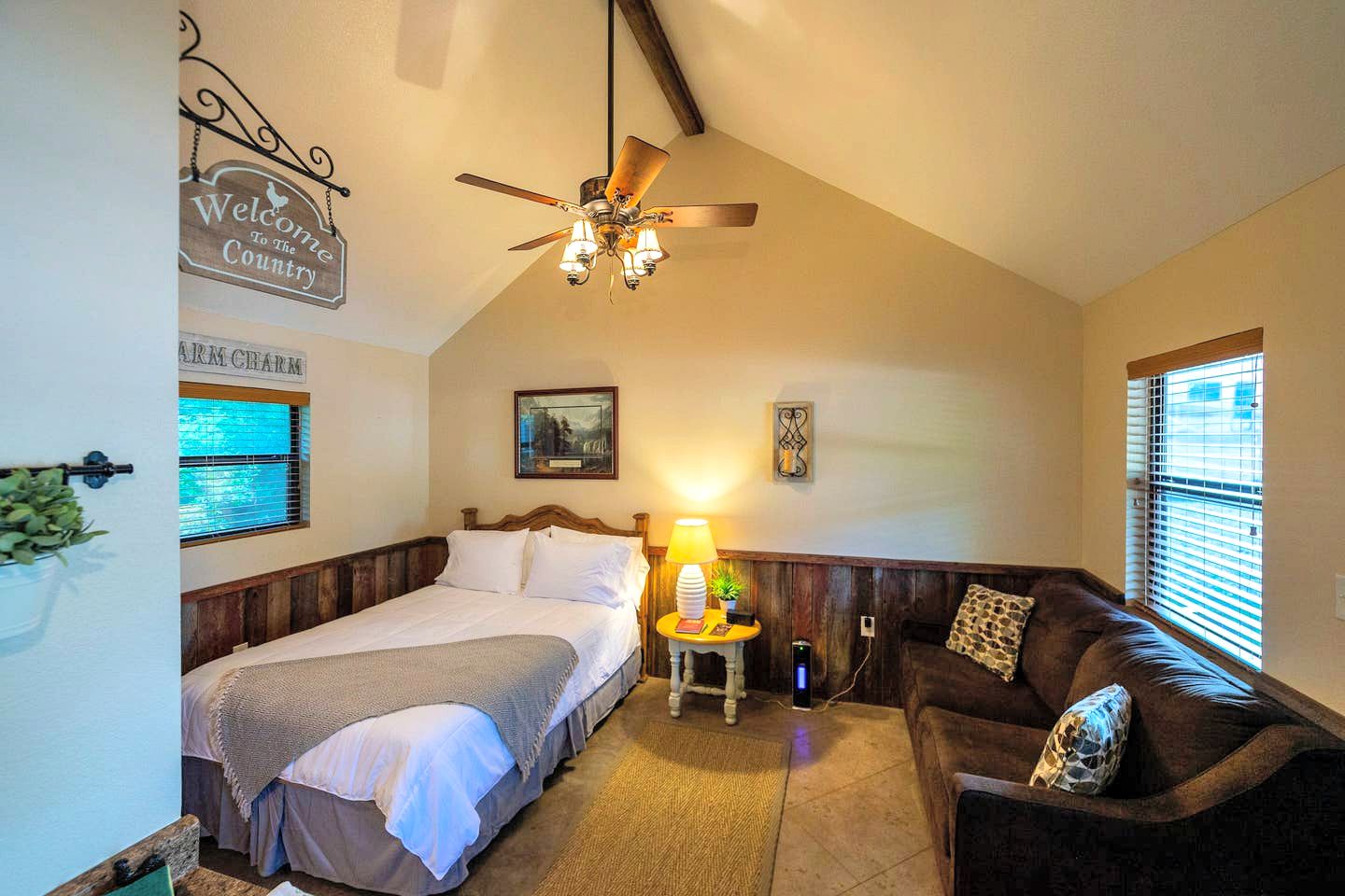 Rustic Cabins Brazos River in Texas