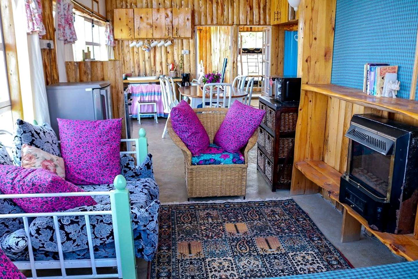 Rustic Cottage Getaway with a Shared Swimming Pool near Nakuru in Kenya
