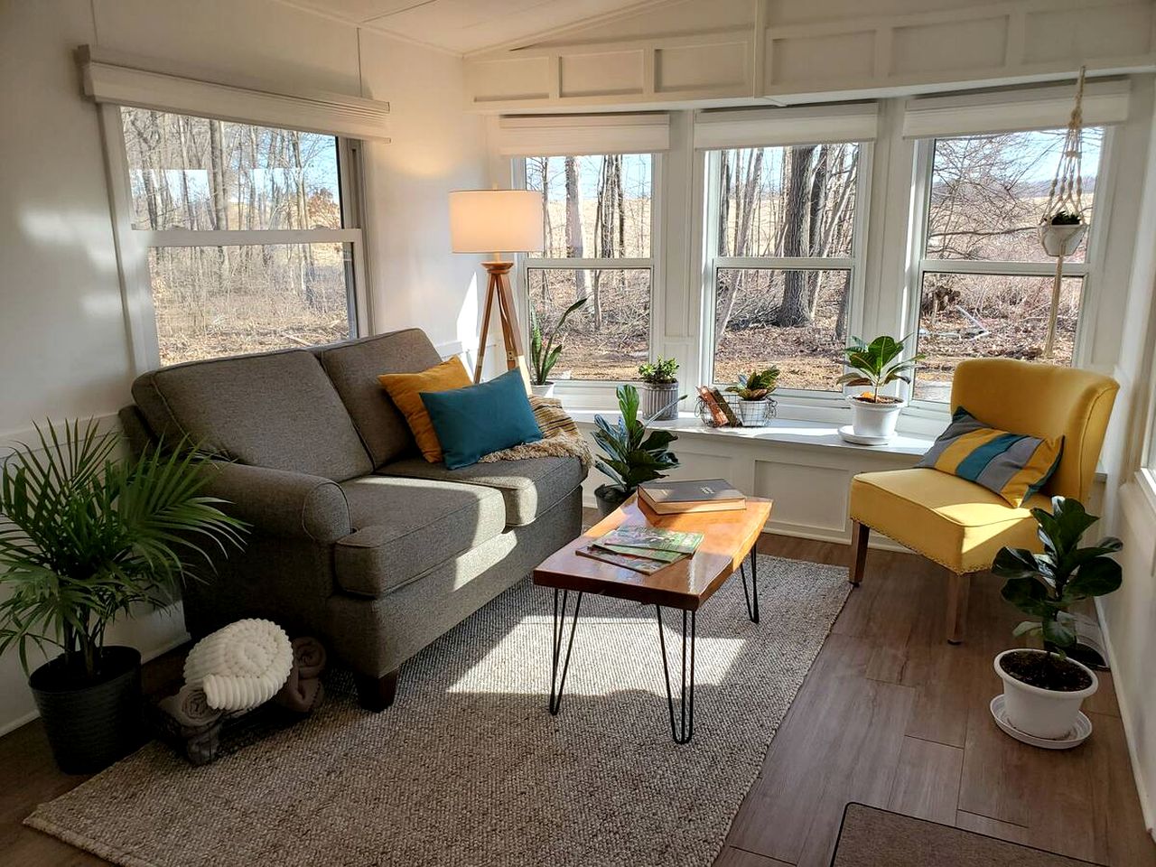Cozy Bungalow Rental Perfect for Glamping in Michigan