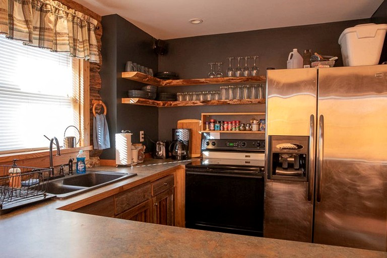 Cabins (Livingston, Montana, United States)