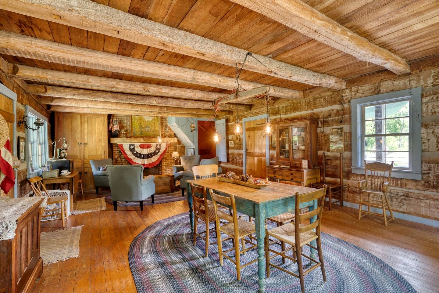 Enchanting Vacation Rental on Working Alpaca Farm near Kokomo, Indiana