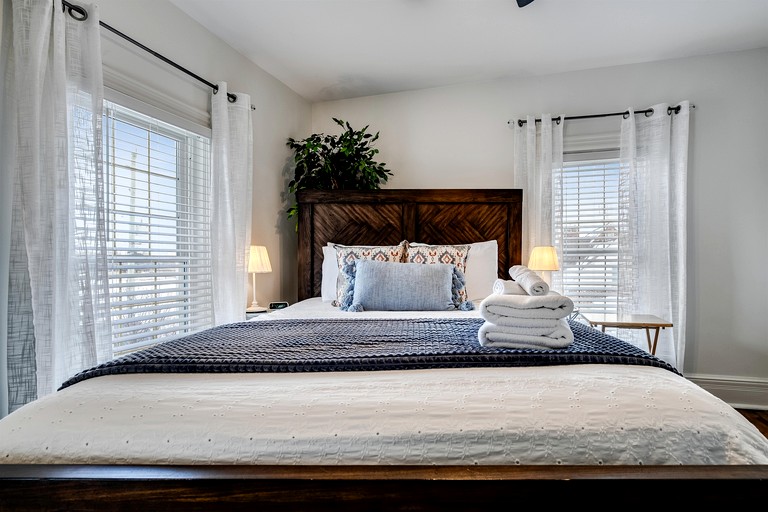 Vacation Rentals (Canada, Leamington, Ontario)