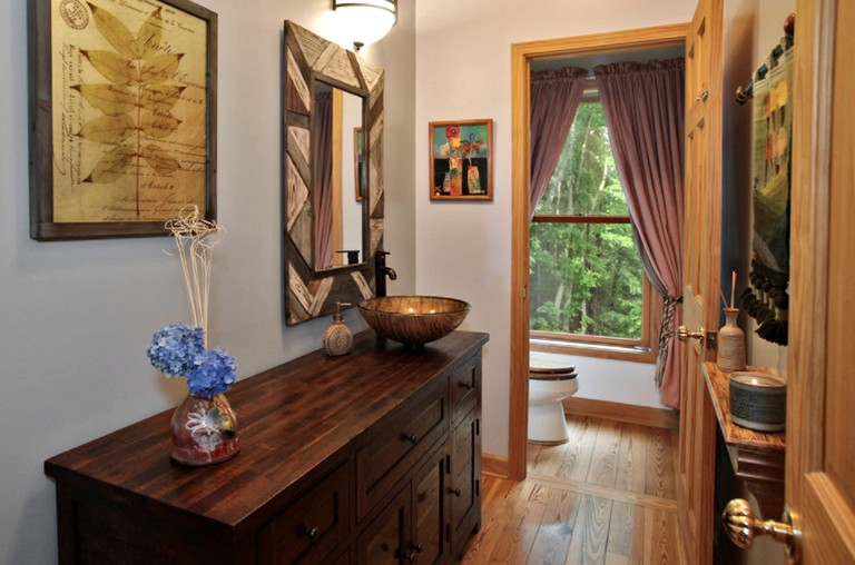 Nature Lodges (Sapphire, North Carolina, United States)