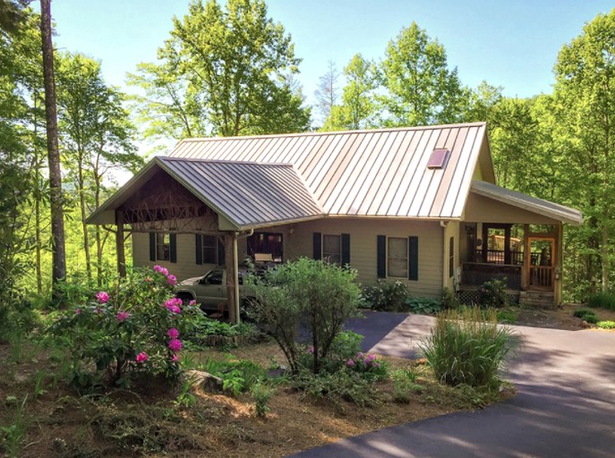 Nature Lodges (Sapphire, North Carolina, United States)