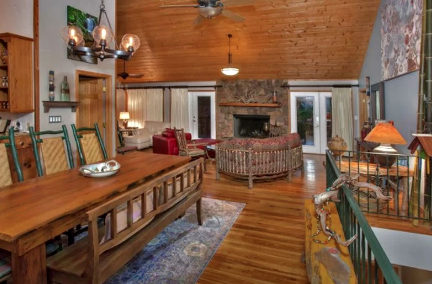 Stunning Cabin Surrounded by Waterfalls near Sapphire, North Carolina