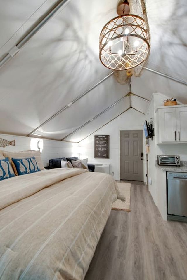 Incredible Tented Cabin Nestled Amidst Trees in Scottsboro, Alabama