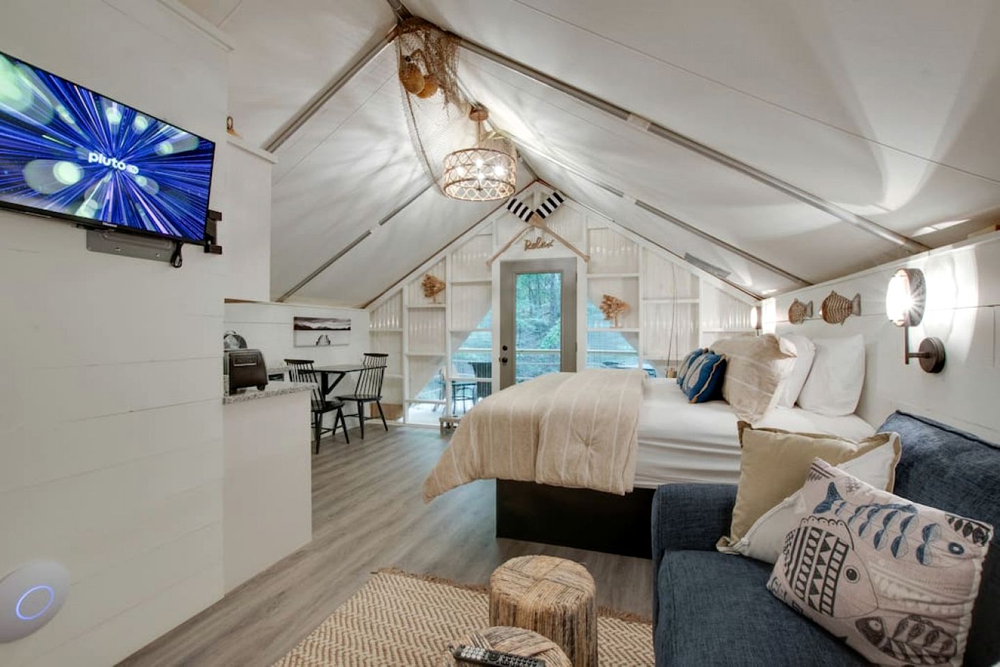 Incredible Tented Cabin Nestled Amidst Trees in Scottsboro, Alabama