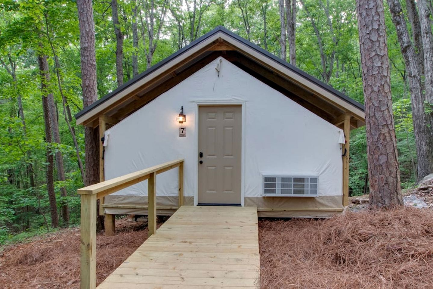Incredible Tented Cabin Nestled Amidst Trees in Scottsboro, Alabama