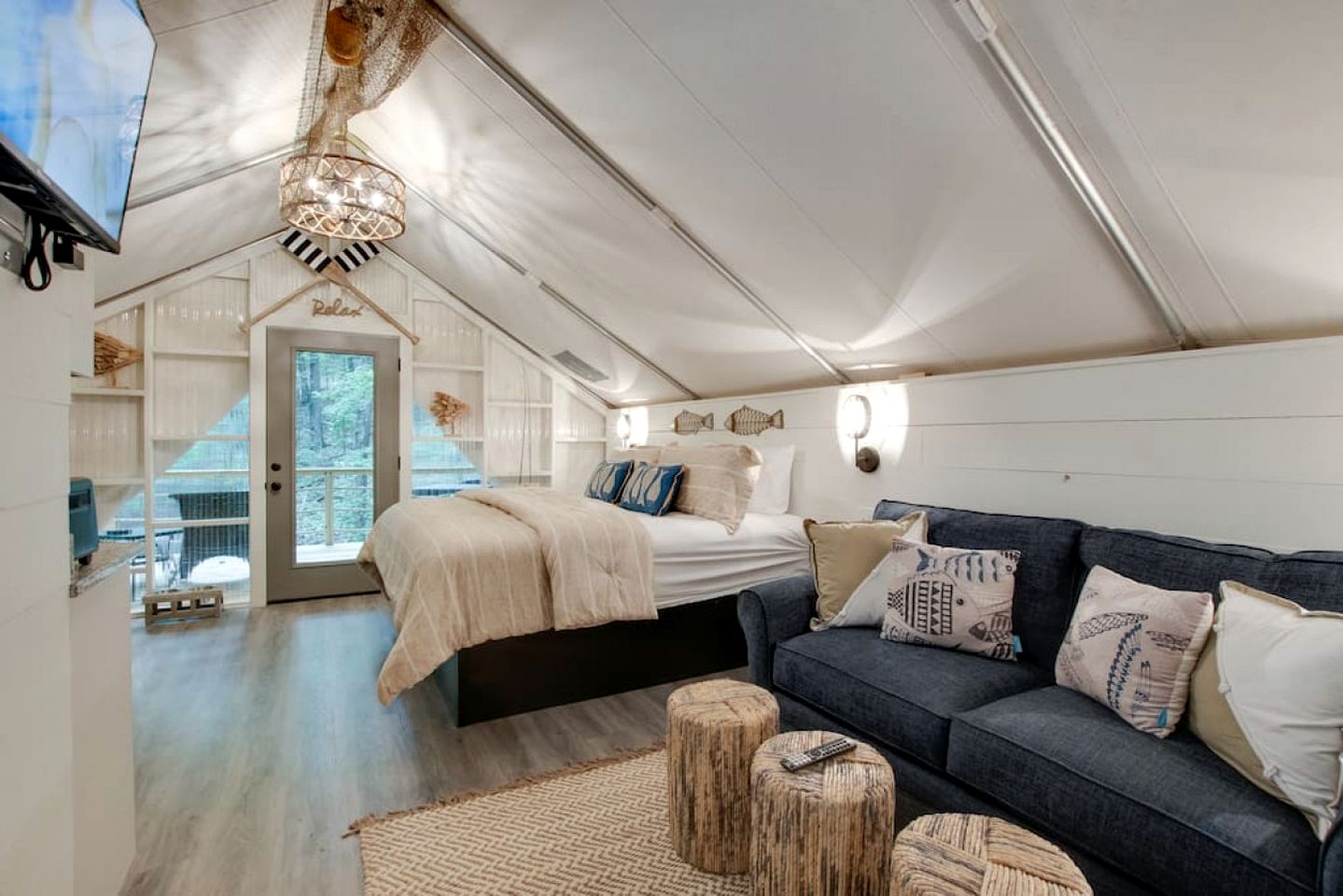 Incredible Tented Cabin Nestled Amidst Trees in Scottsboro, Alabama
