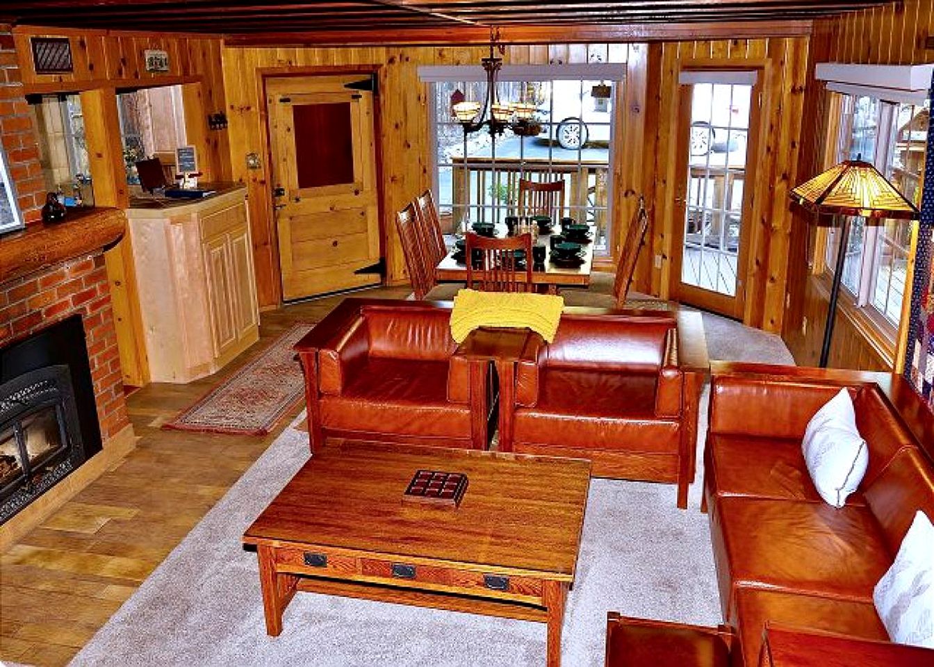 Homey Idyllwild Accommodation with a Hot Tub, Best California Glamping Sites