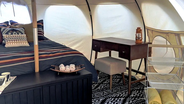 Bell Tents (El Dorado, California, United States of America)