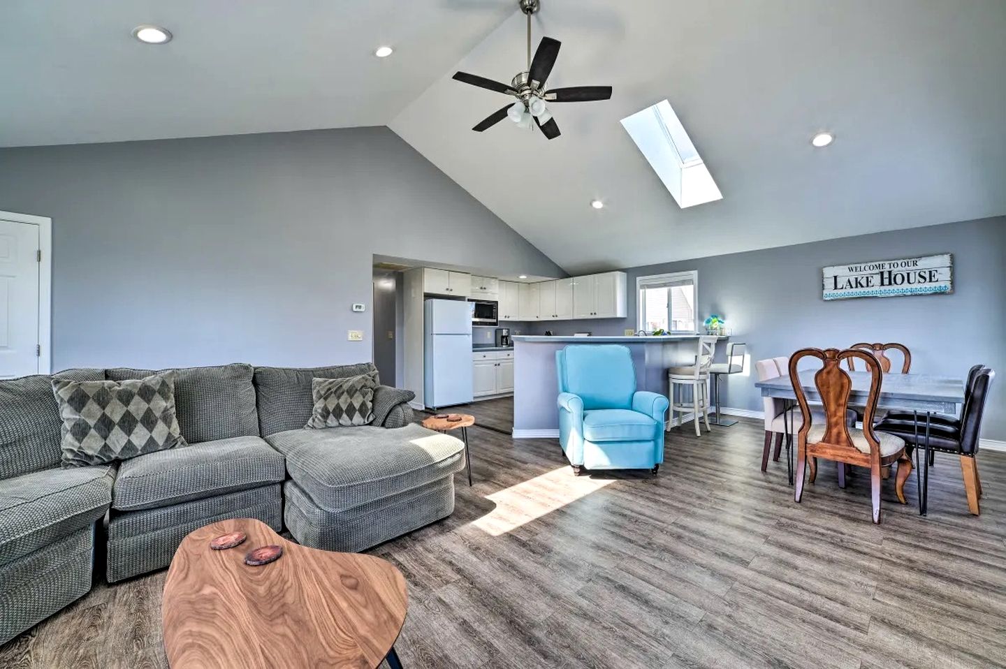 Lakefront Retreat with Dock Access & Kayak Adventures in Houghton Lake, Michigan