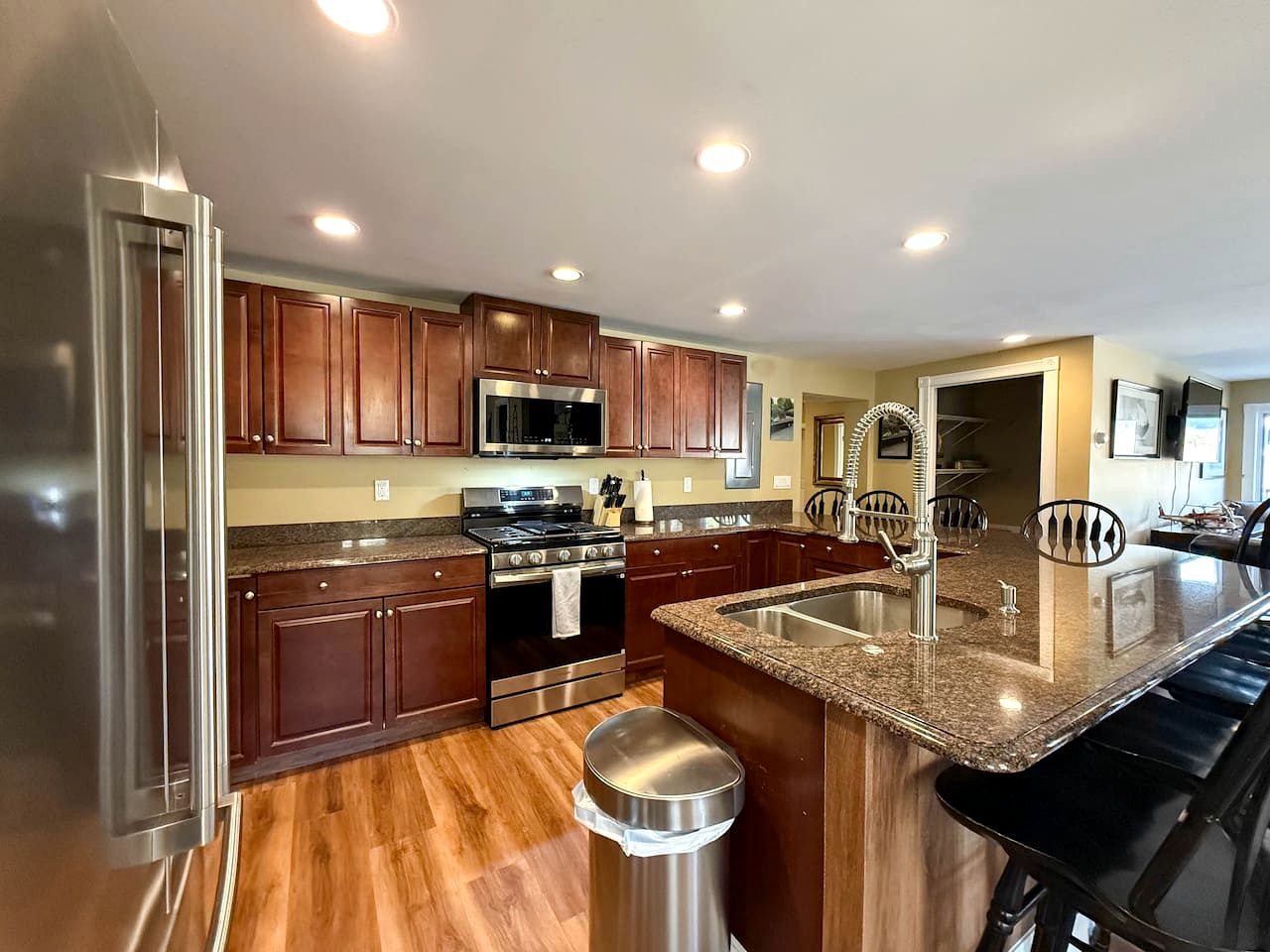 Breathtaking Mountain Views, Hot Tub & Pool Access in North Conway, New Hampshire