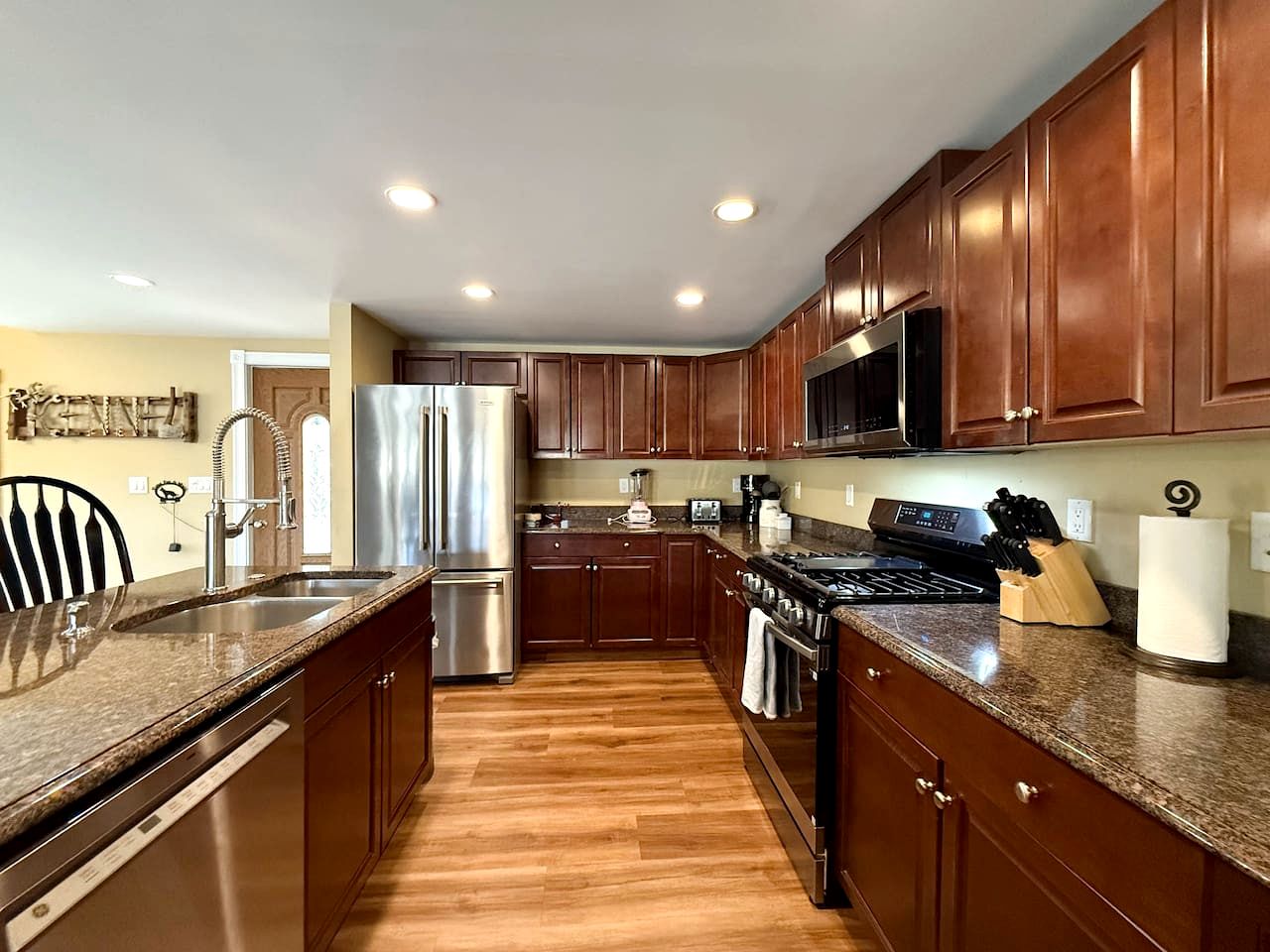 Breathtaking Mountain Views, Hot Tub & Pool Access in North Conway, New Hampshire