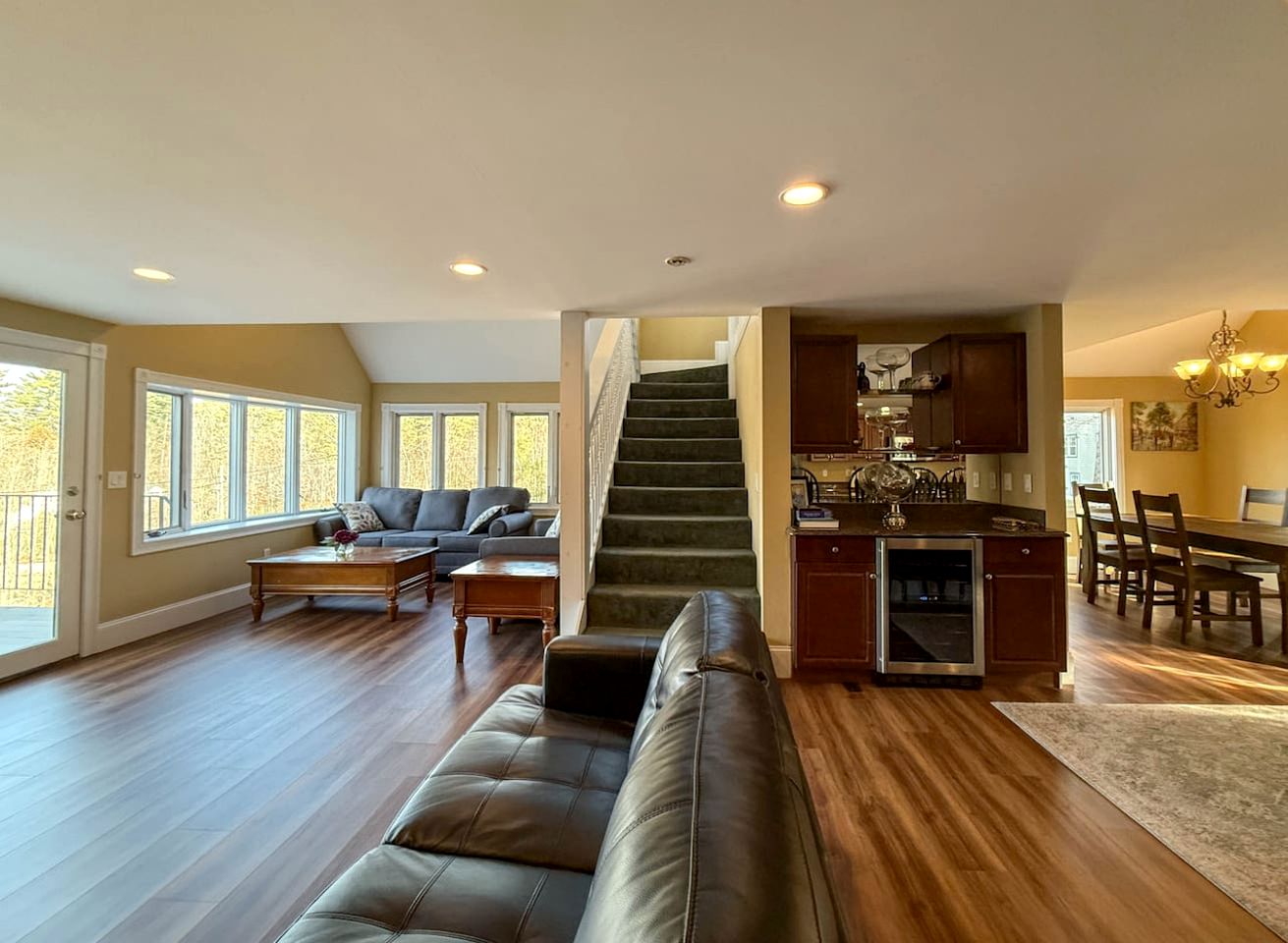 Breathtaking Mountain Views, Hot Tub & Pool Access in North Conway, New Hampshire