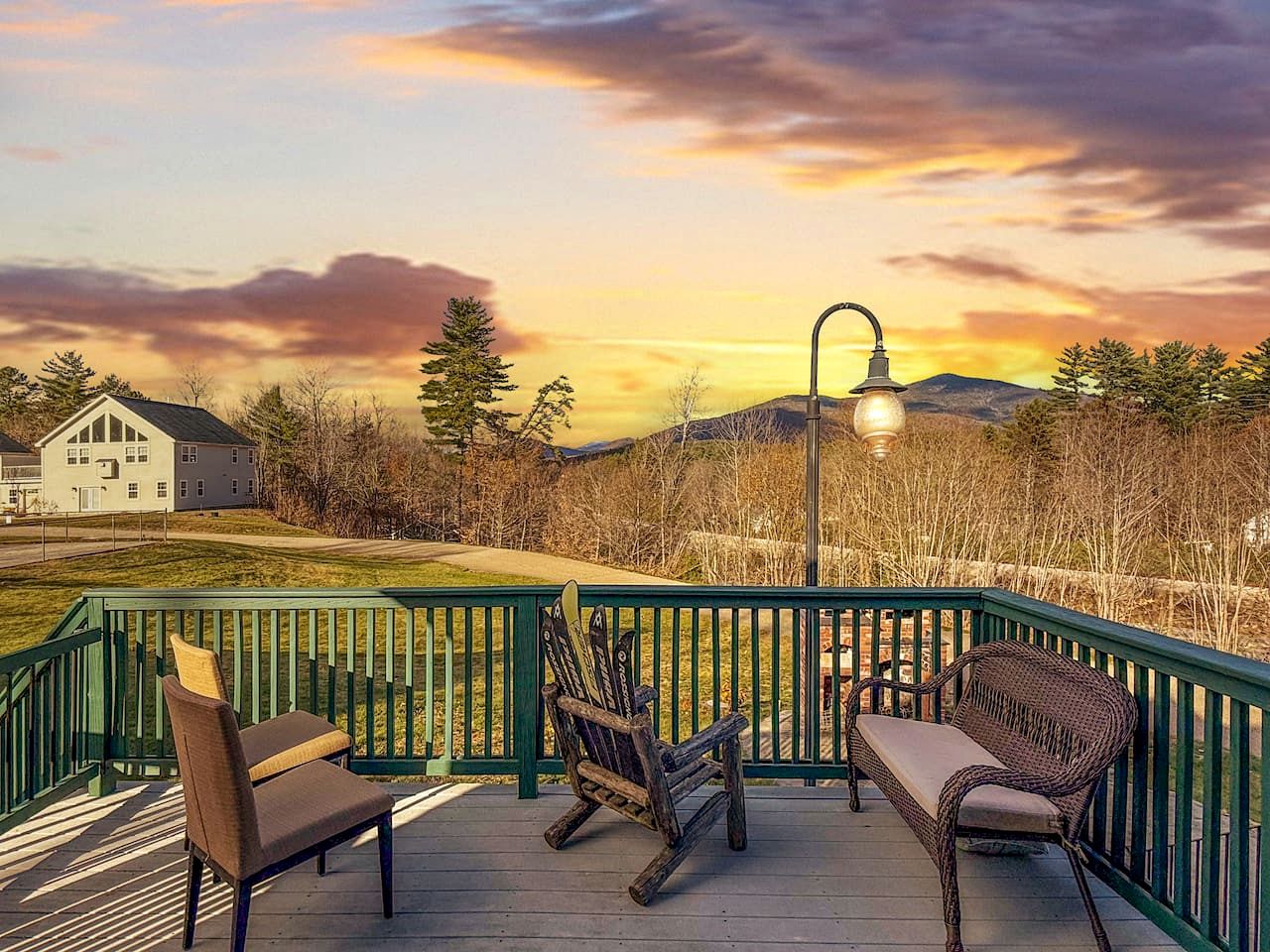 Breathtaking Mountain Views, Hot Tub & Pool Access in North Conway, New Hampshire