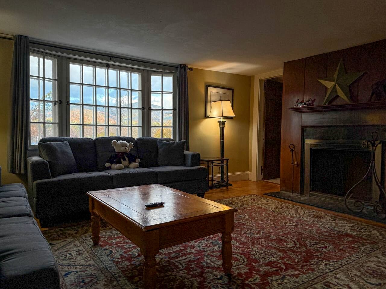 Charming Brick Retreat with Hot Tub & Mountain Views in Conway, New Hampshire