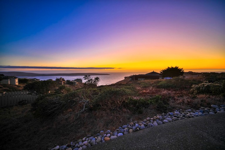 Beach Houses (Dillon Beach, California, United States)