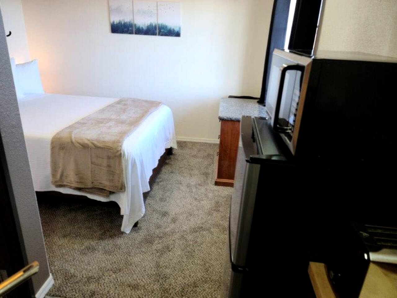 Quiet Adventure Base with BBQ Area & Scenic Nights in Williams, Arizona