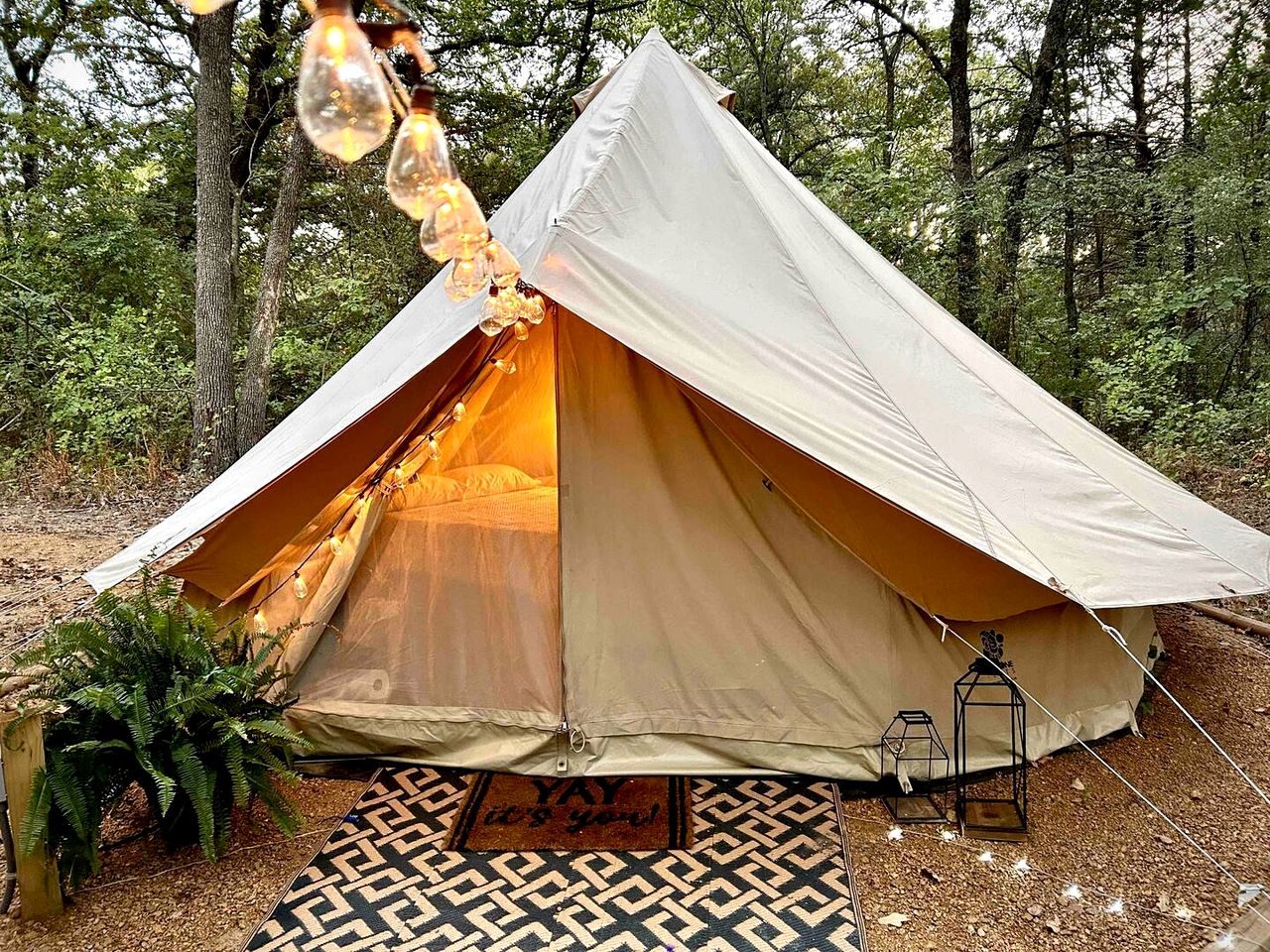Charming Equipped Bell Tent Surrounded by Nature in Oklahoma