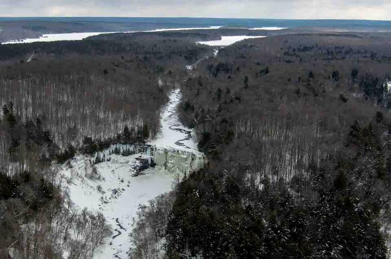 Cozy Three-Bedroom Cabin Near The Salmon River in Altmar, New York | Cabins (Altmar, New York, United States of America)